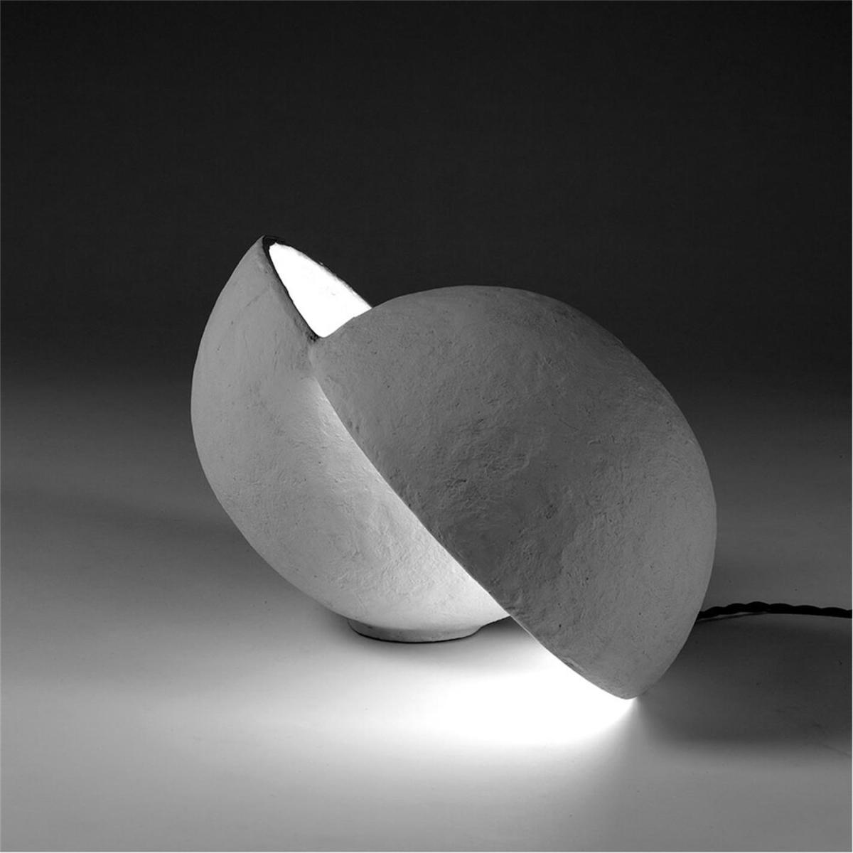 Marie Michielssen Spherical Earth Table Lamp – image 10