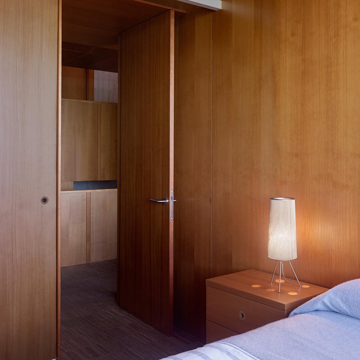 A by Arturo Alvarez - Ura Table Lamp - White – image 2