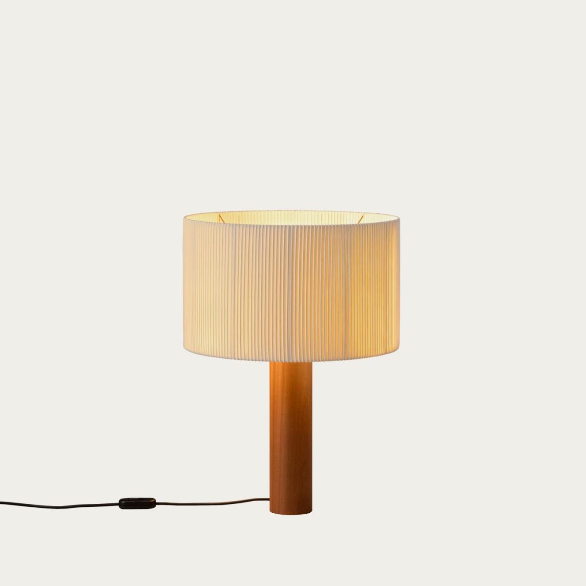 Moragas Table Lamp with Sapeli Wooden Leg - EU Plug – image 1