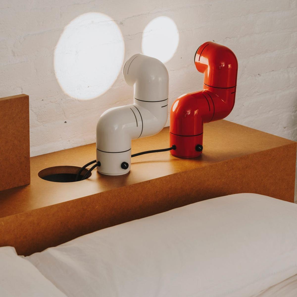 Red Tatu Table Lamp - UK Plug – image 4