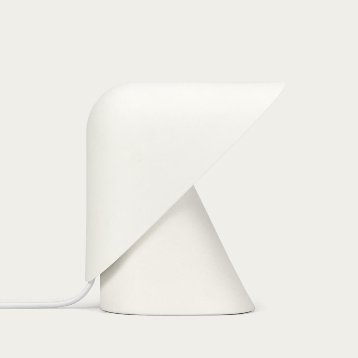 White K lamp Dimmable