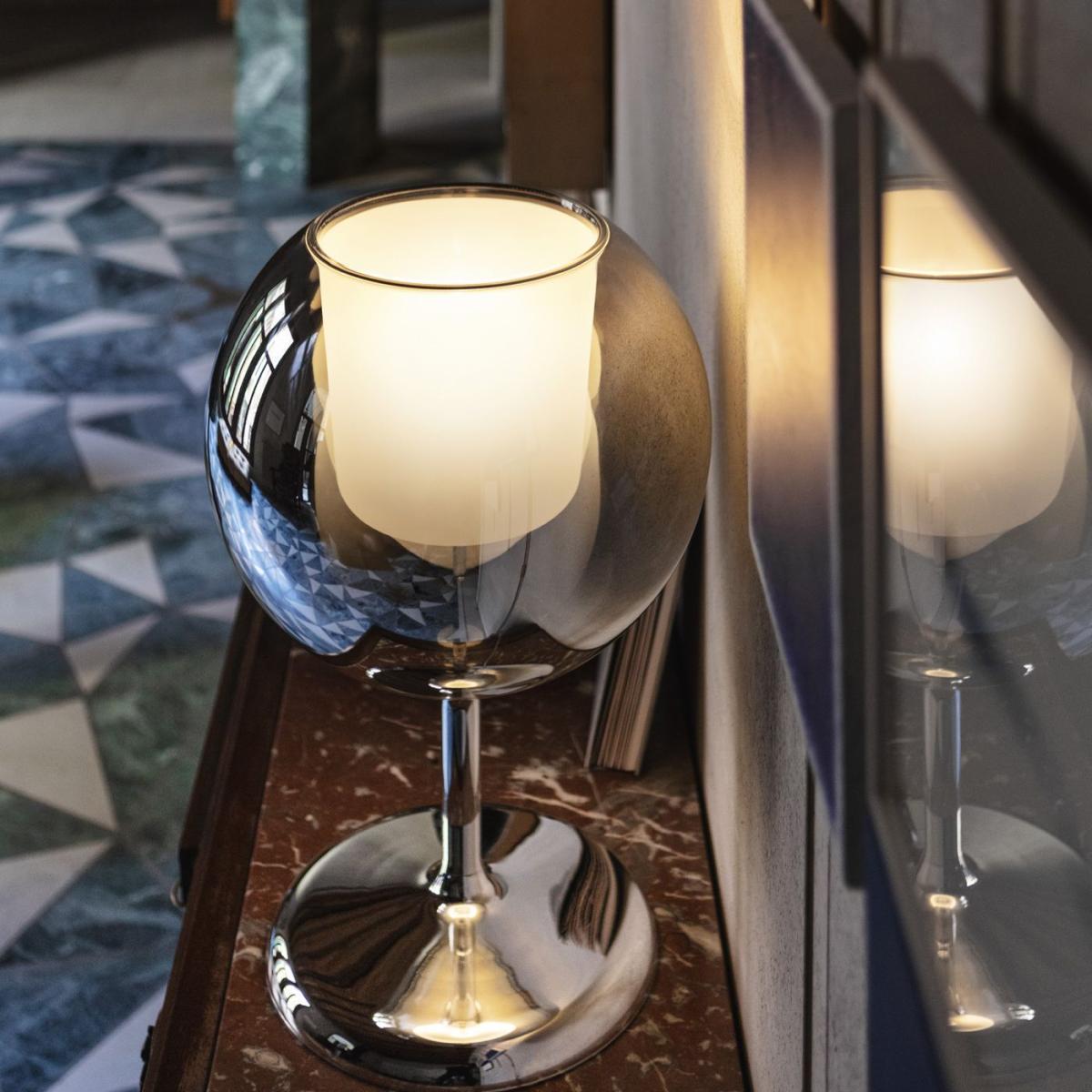 Glo Medium Table Lamp - EU Plug – image 2