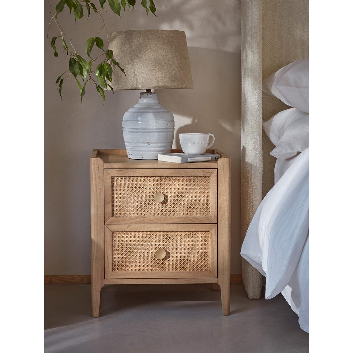Distressed Whitewashed Table Lamp – image 5