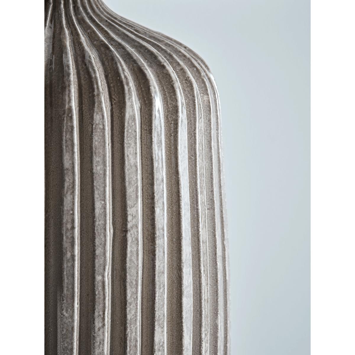 Taupe Textured Stripe Table Lamp – image 3