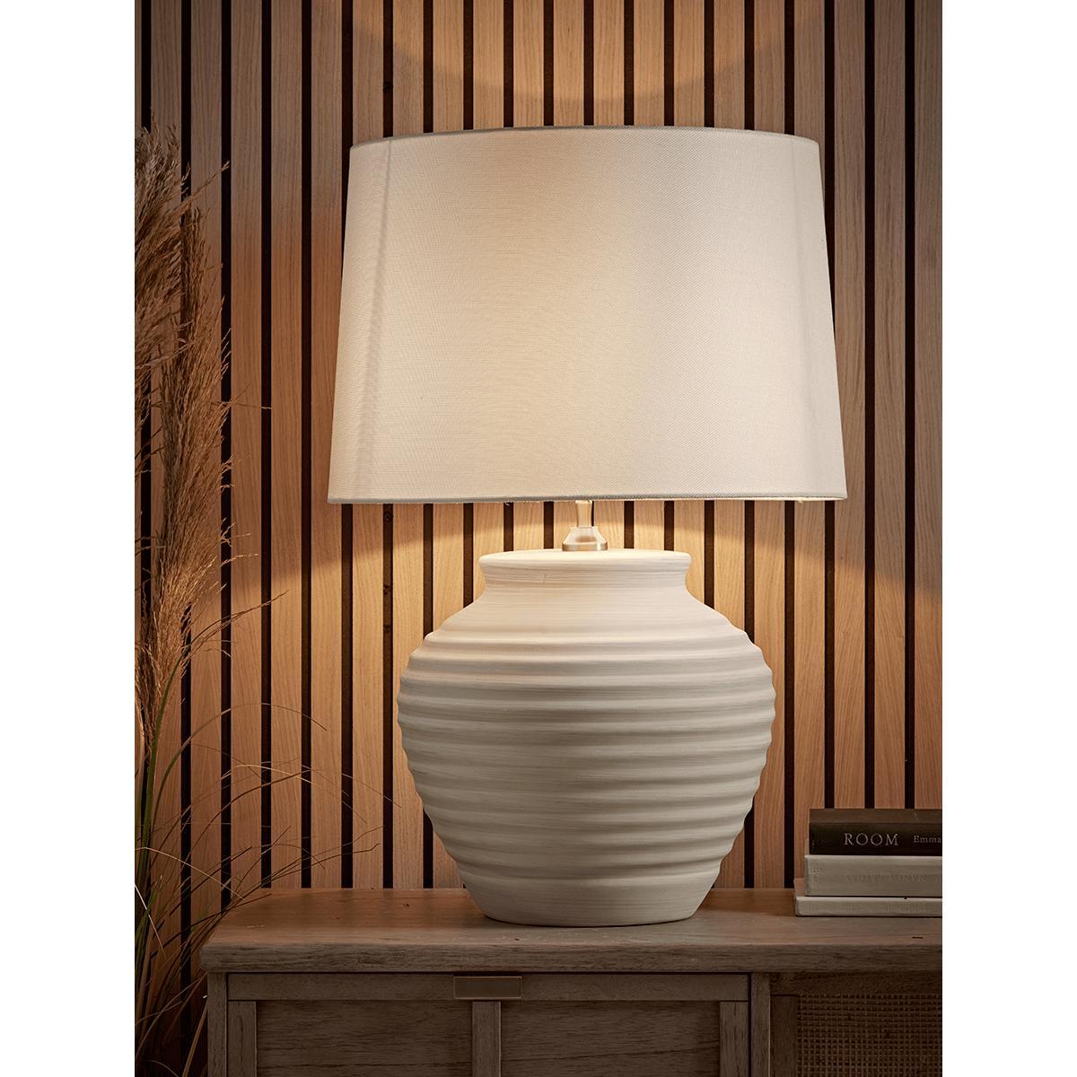 Oversized Ribbed Barrel Table Lamp – image 4