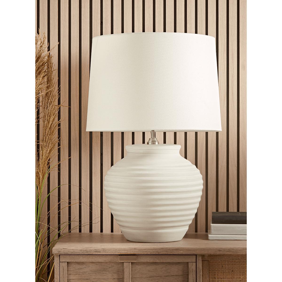 Oversized Ribbed Barrel Table Lamp – image 1