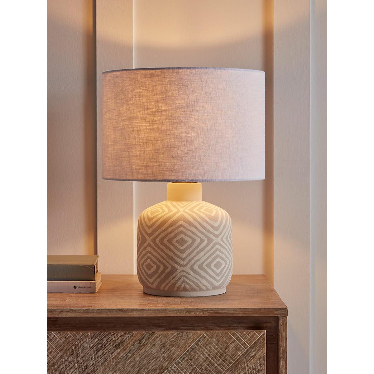 Taupe Diamond Table Lamp – image 2