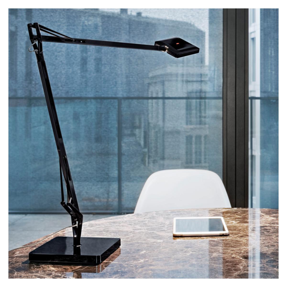 Kelvin Edge Table Lamp Black