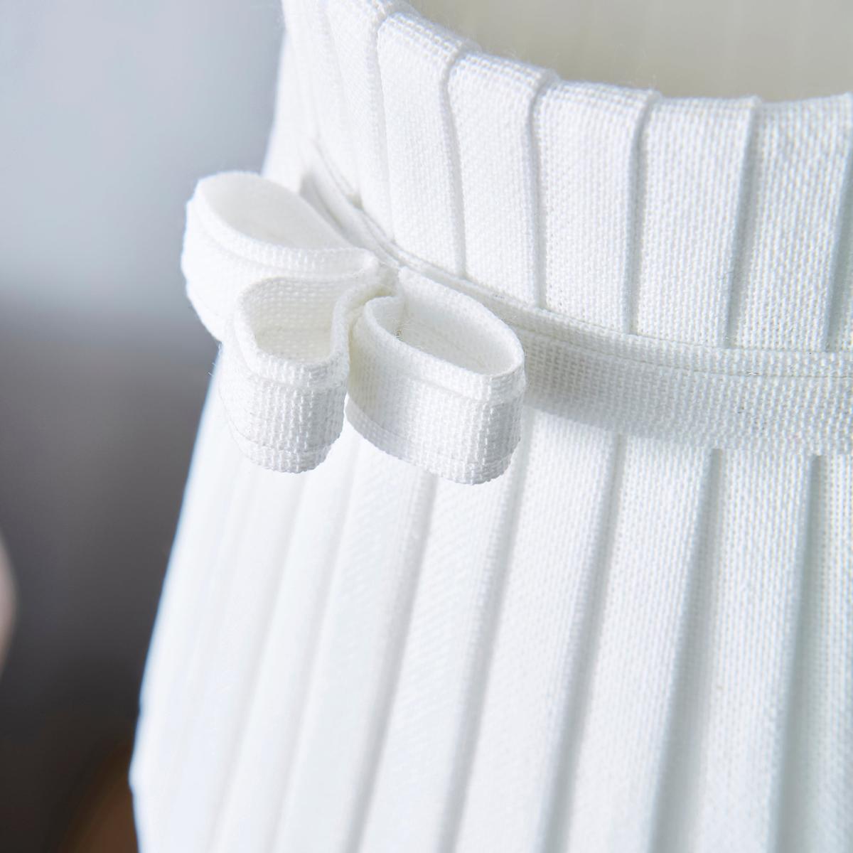Chateau White Table Lamp White – image 3