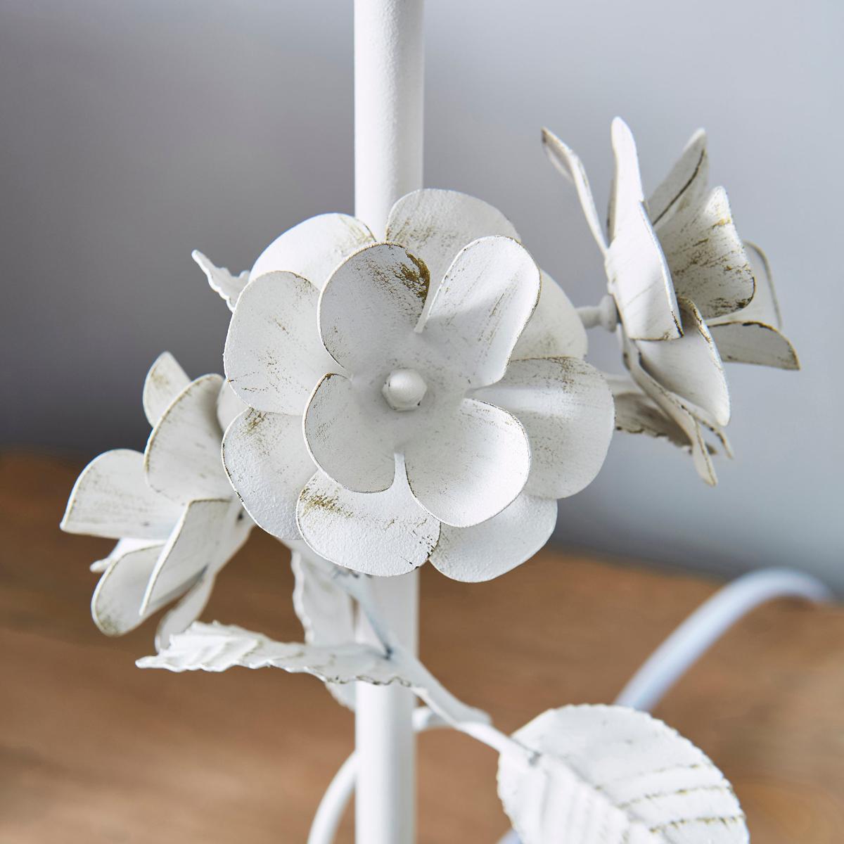 Chateau White Table Lamp White – image 4