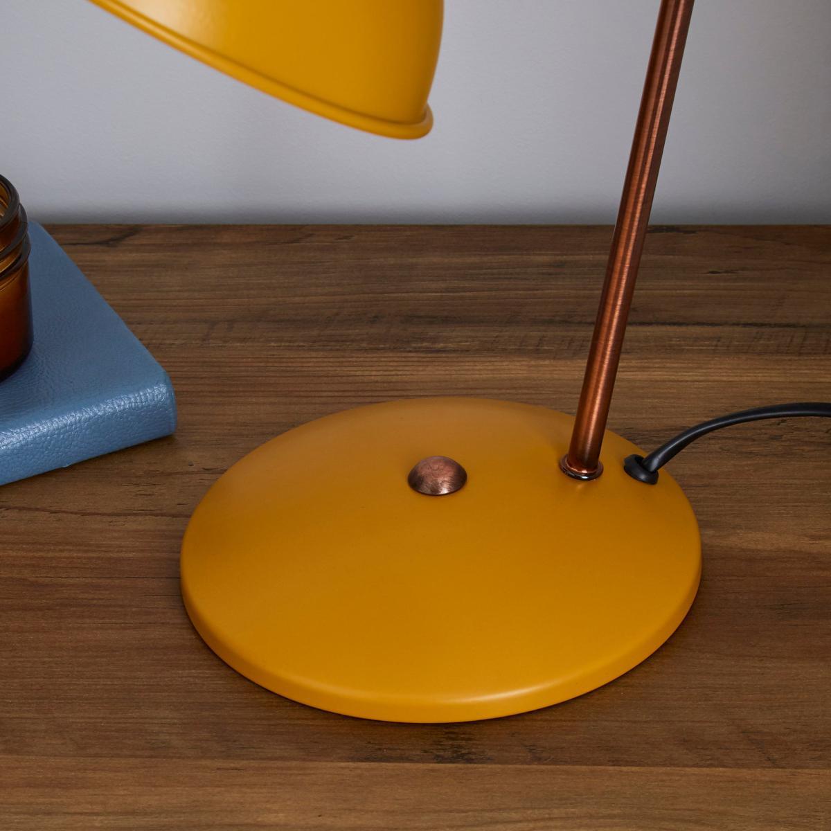 Elements Leiden Ochre Desk Lamp Ochre – image 3