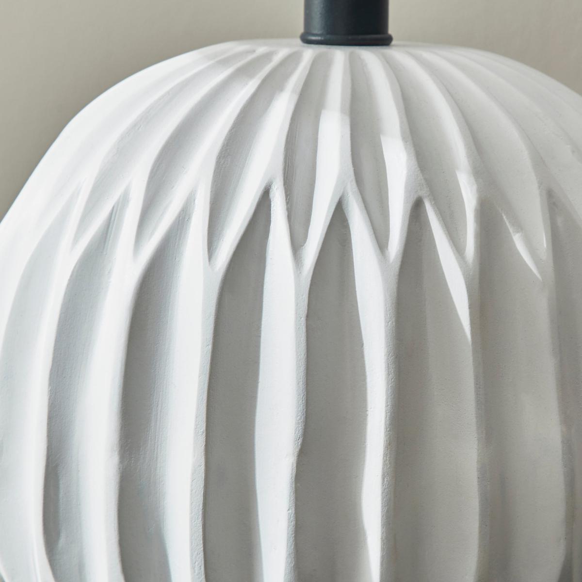 Ecomix Ball Shaped White Table Lamp White – image 3