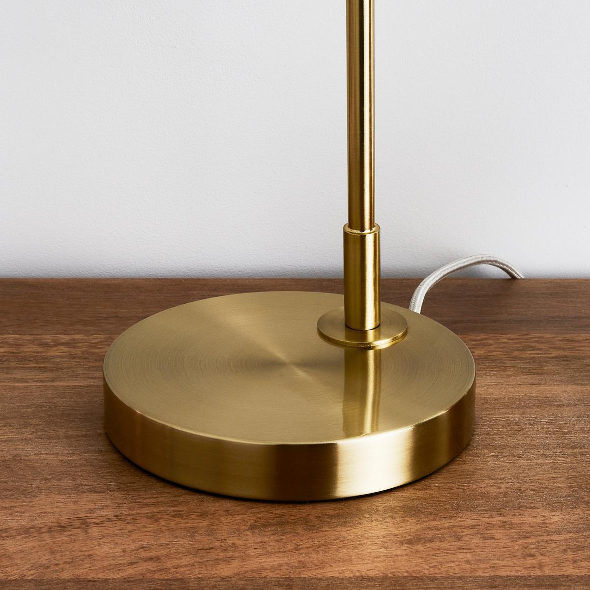 Churchgate Allexton Glass Table Lamp Brass – image 4