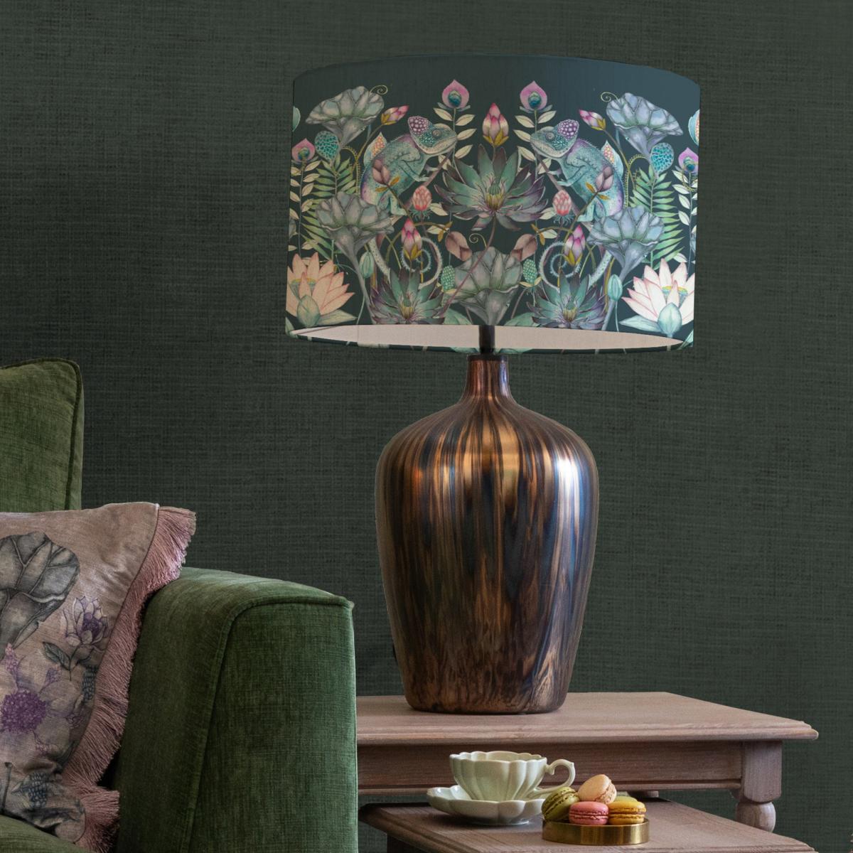 Olywn Table Lamp with Osawi Shade Osawi Emerald Green – image 1