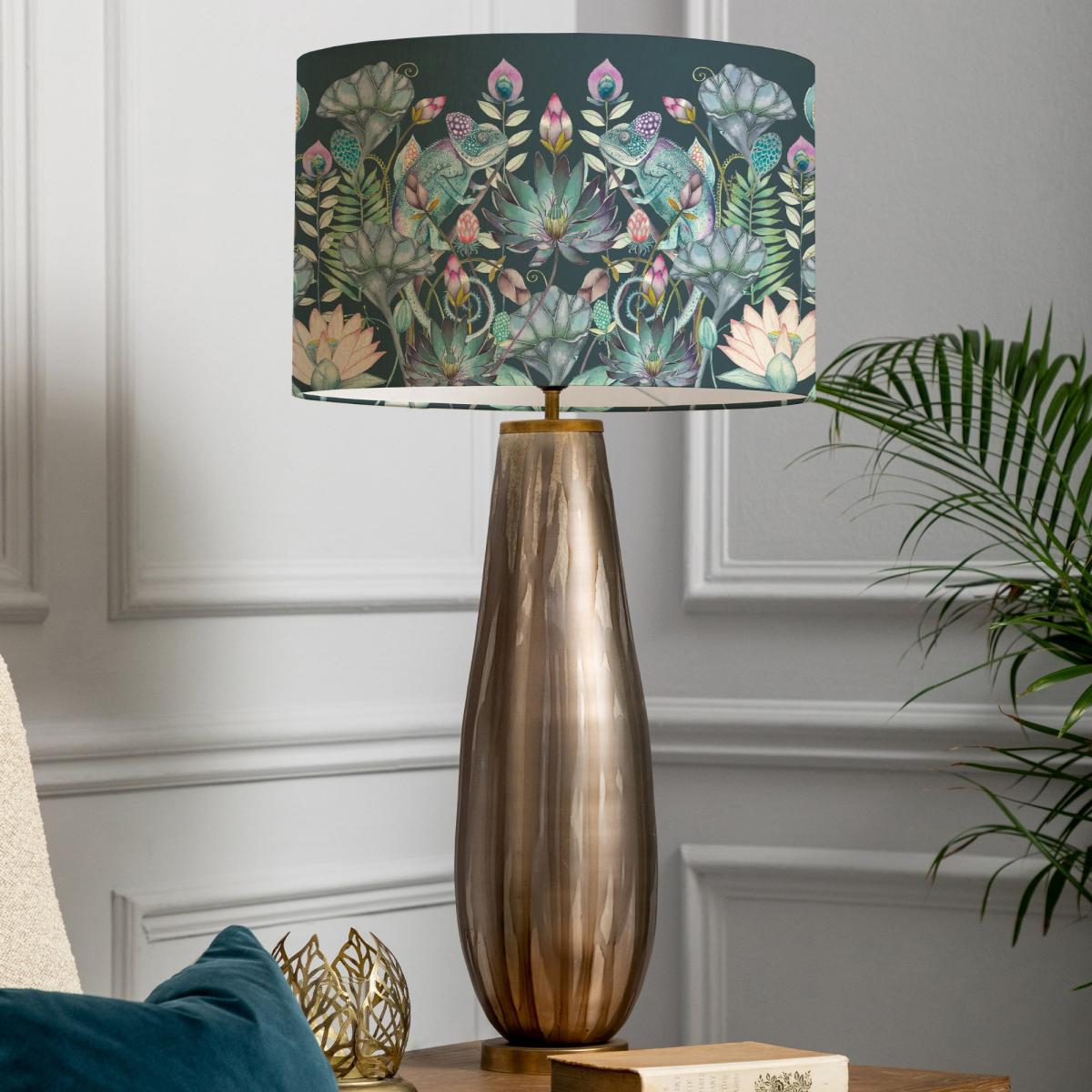 Minerva Table Lamp with Osawi Shade Osawi Emerald Green – image 1