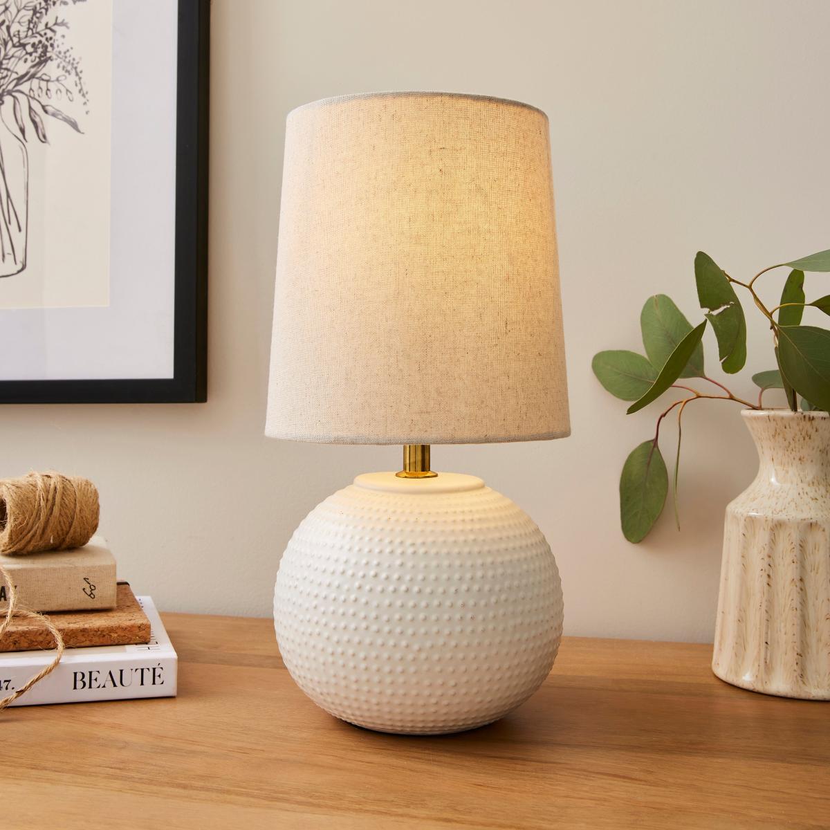 Tierra Ceramic Table Lamp, Small White – image 1