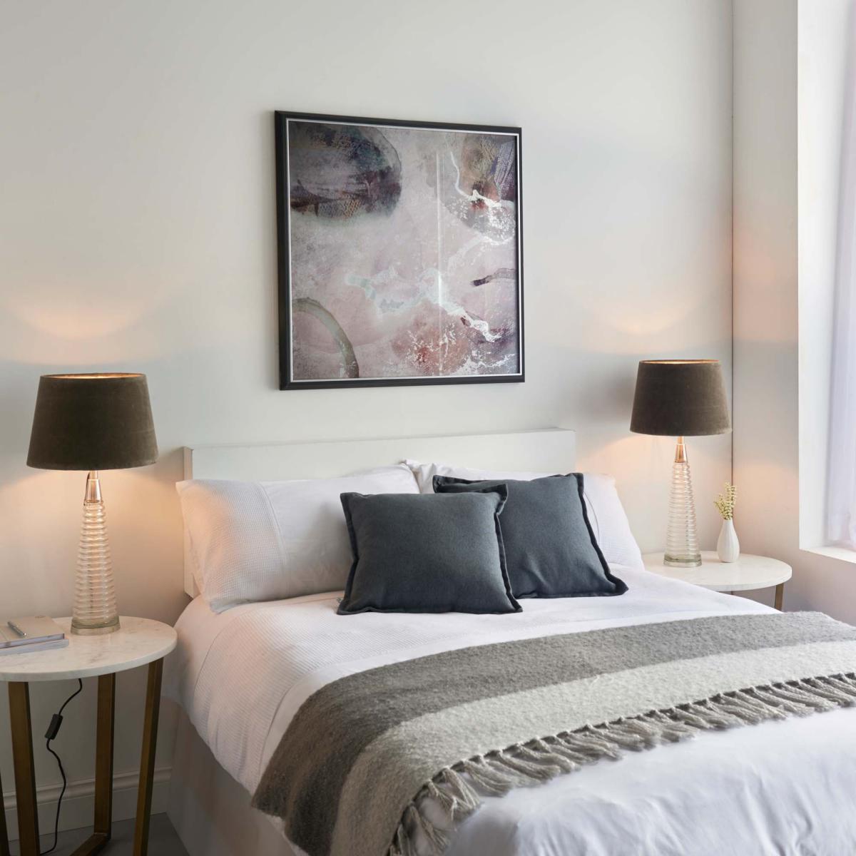 Vogue Huron Table Lamp Mocha – image 3