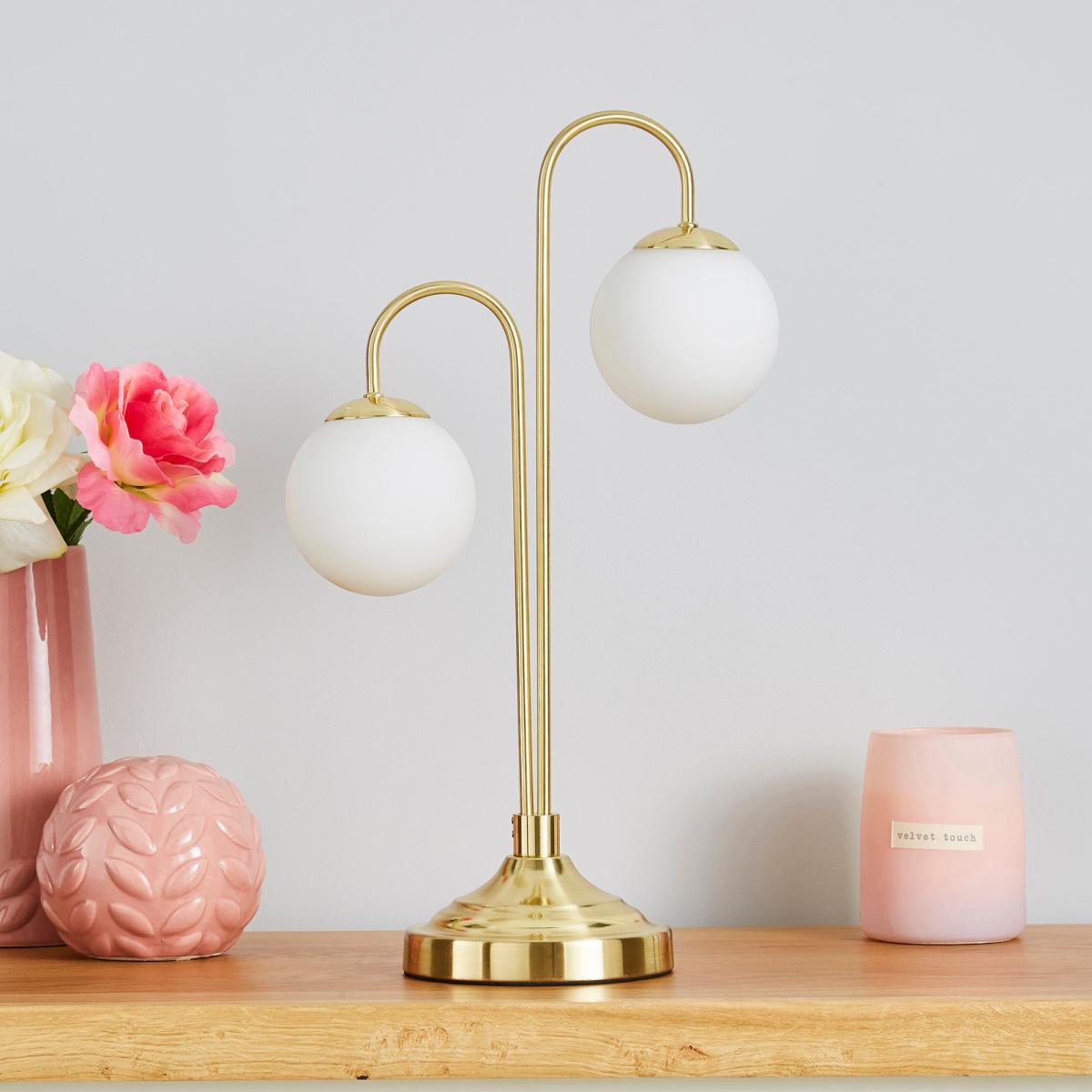 Gigi White Table Lamp Pink – image 2
