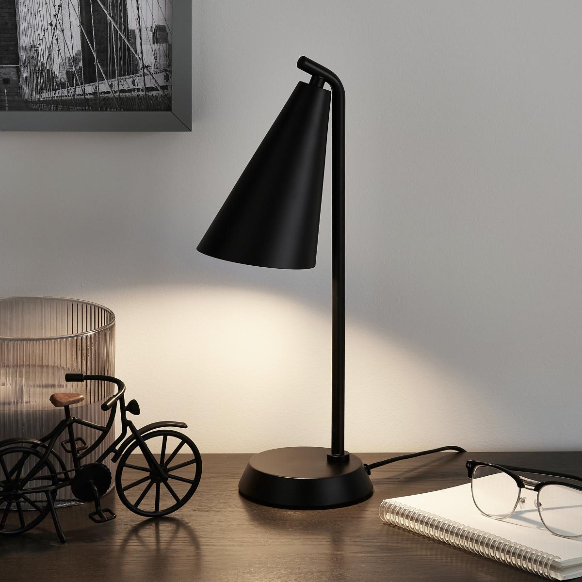 Cone Desk Lamp Black – image 1