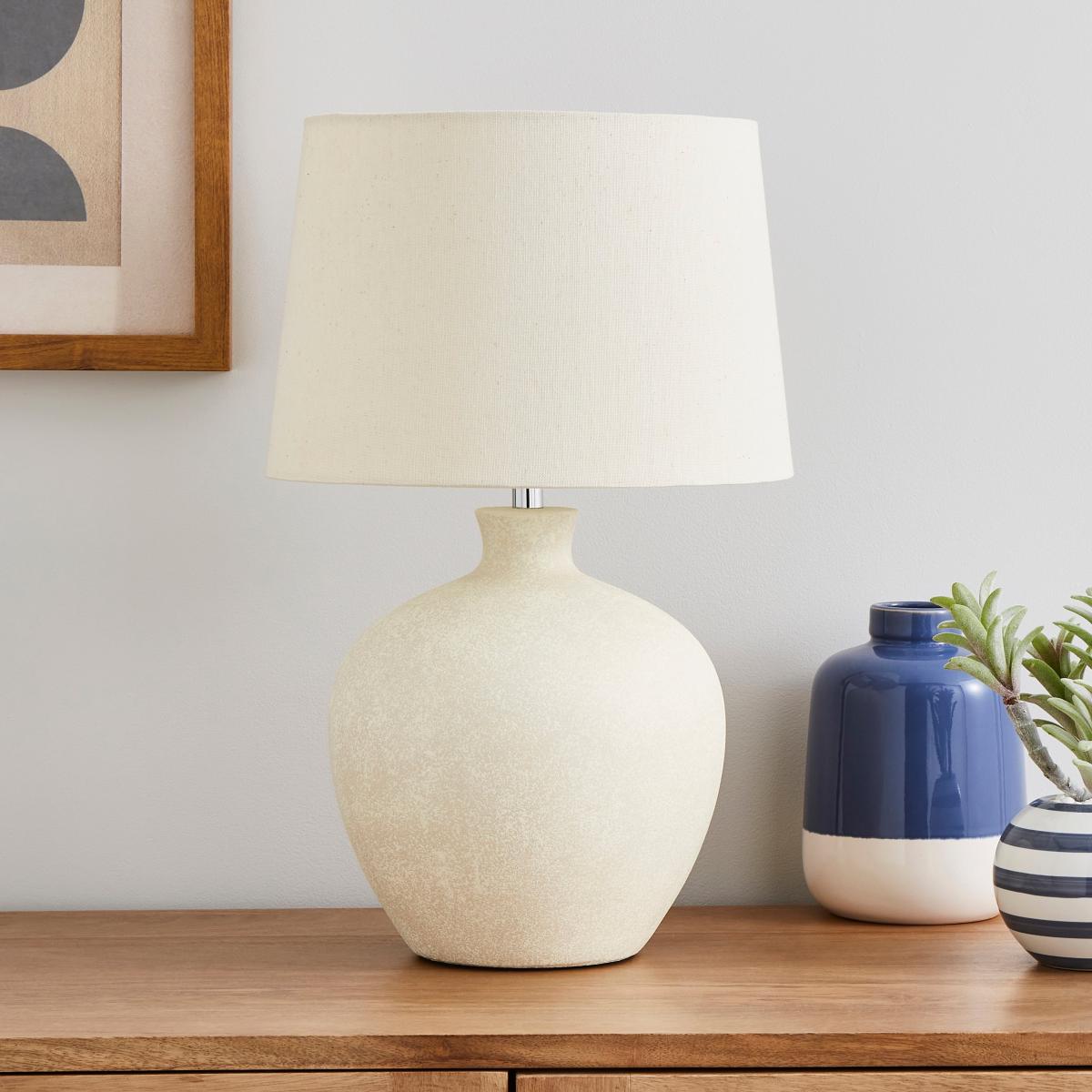 Santiago Table Lamp Greige – image 2