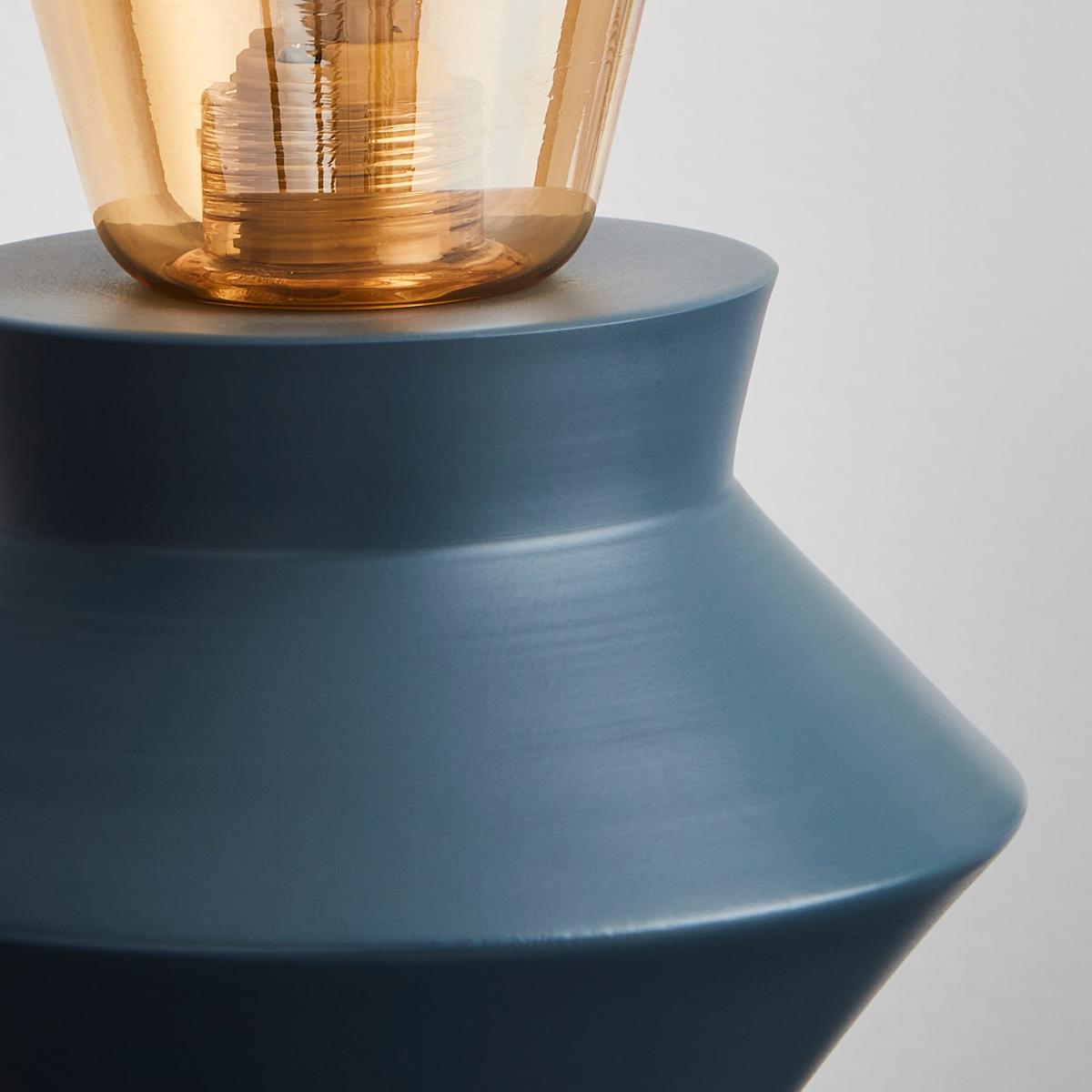 Geometric Shaped Table Lamp Grey – image 4