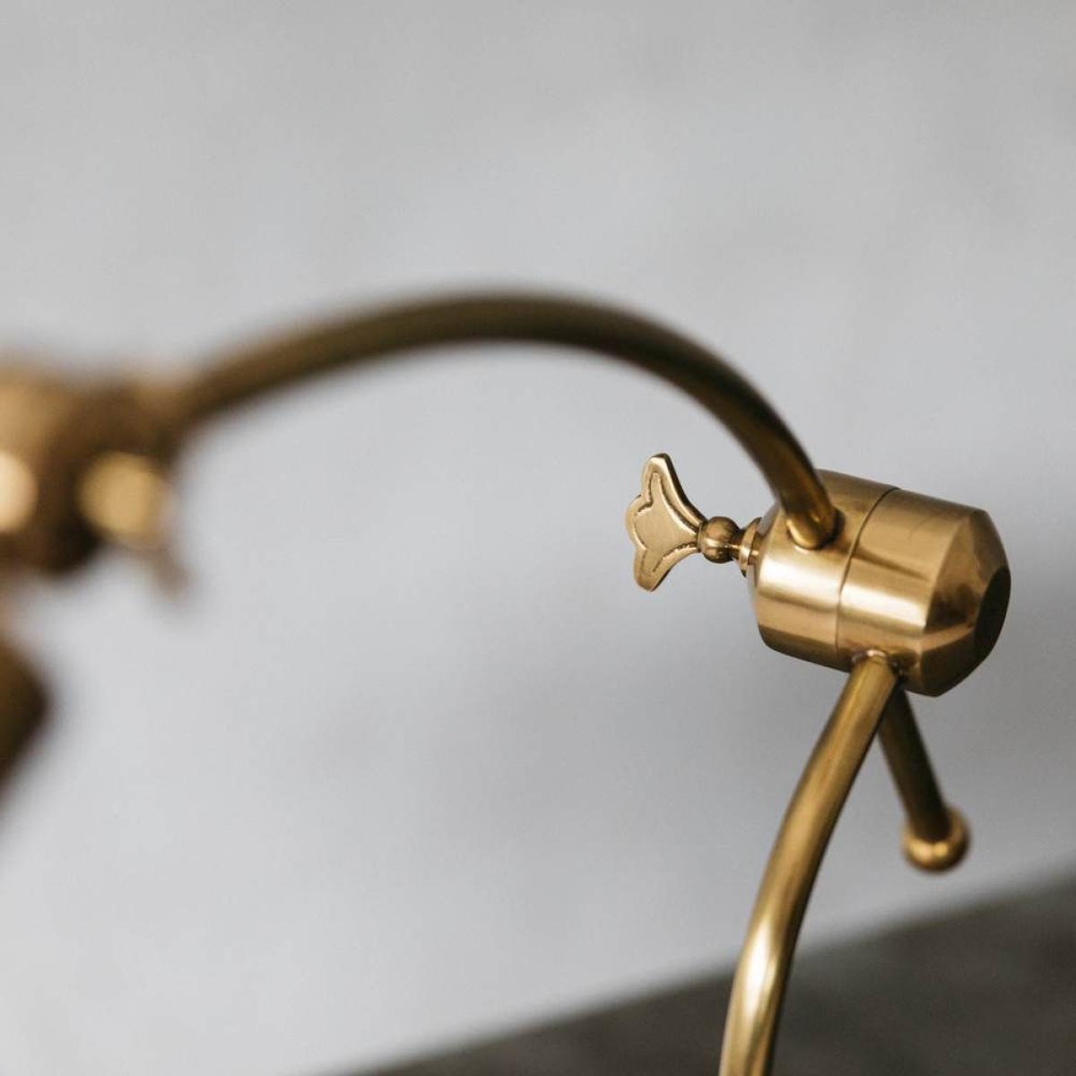 Jayden Brass Desk Lamp – image 4