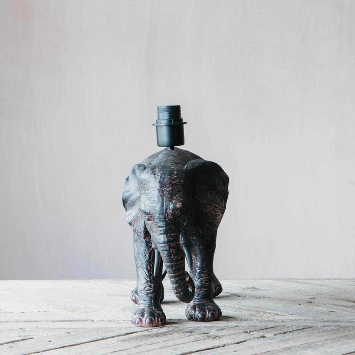Graham and Green Elsa Elephant Lamp – image 3