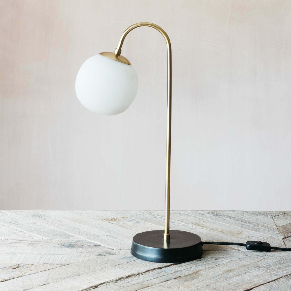 Wilma Table Lamp – image 1