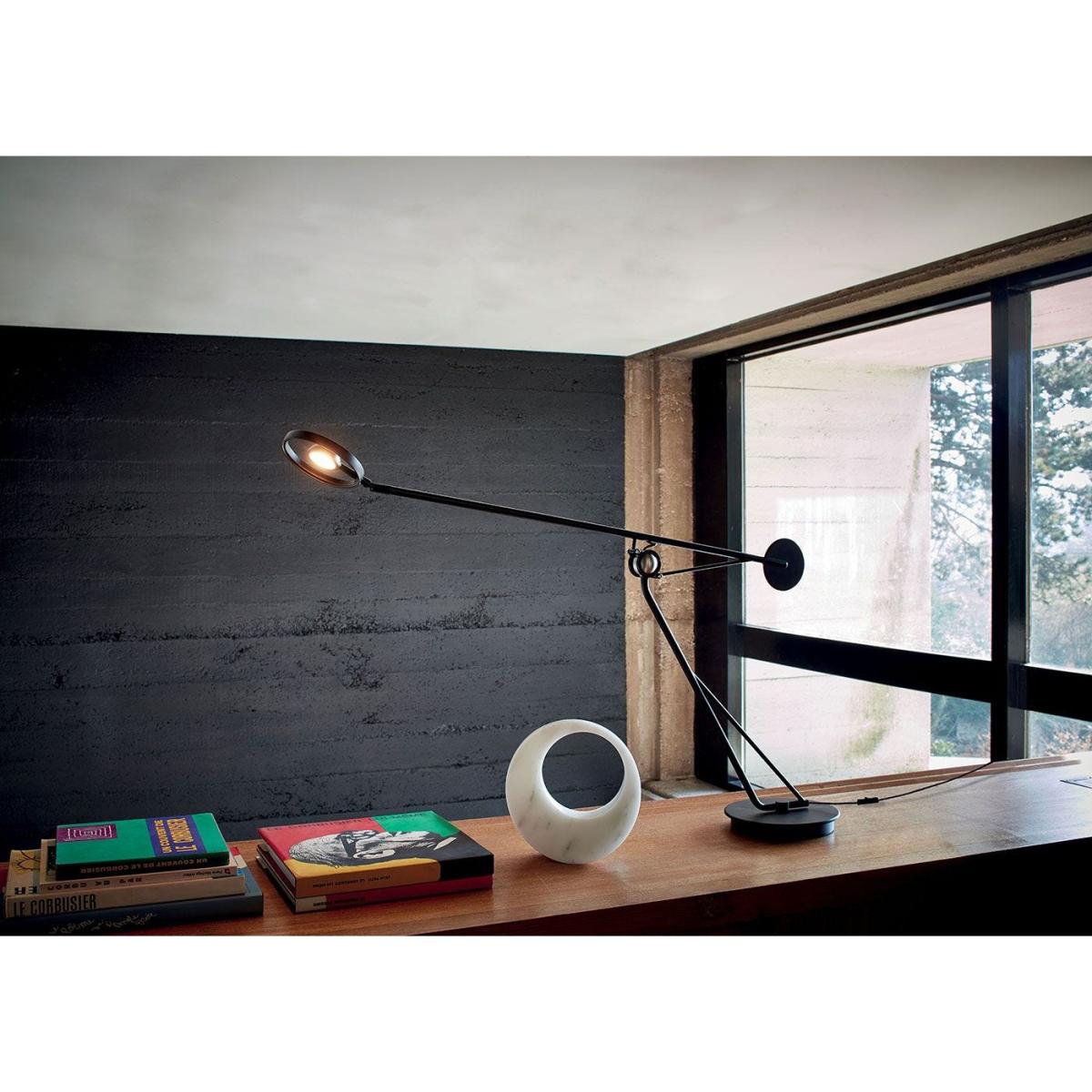 DCW Editions Aaro LED Table Lamp Black – image 3