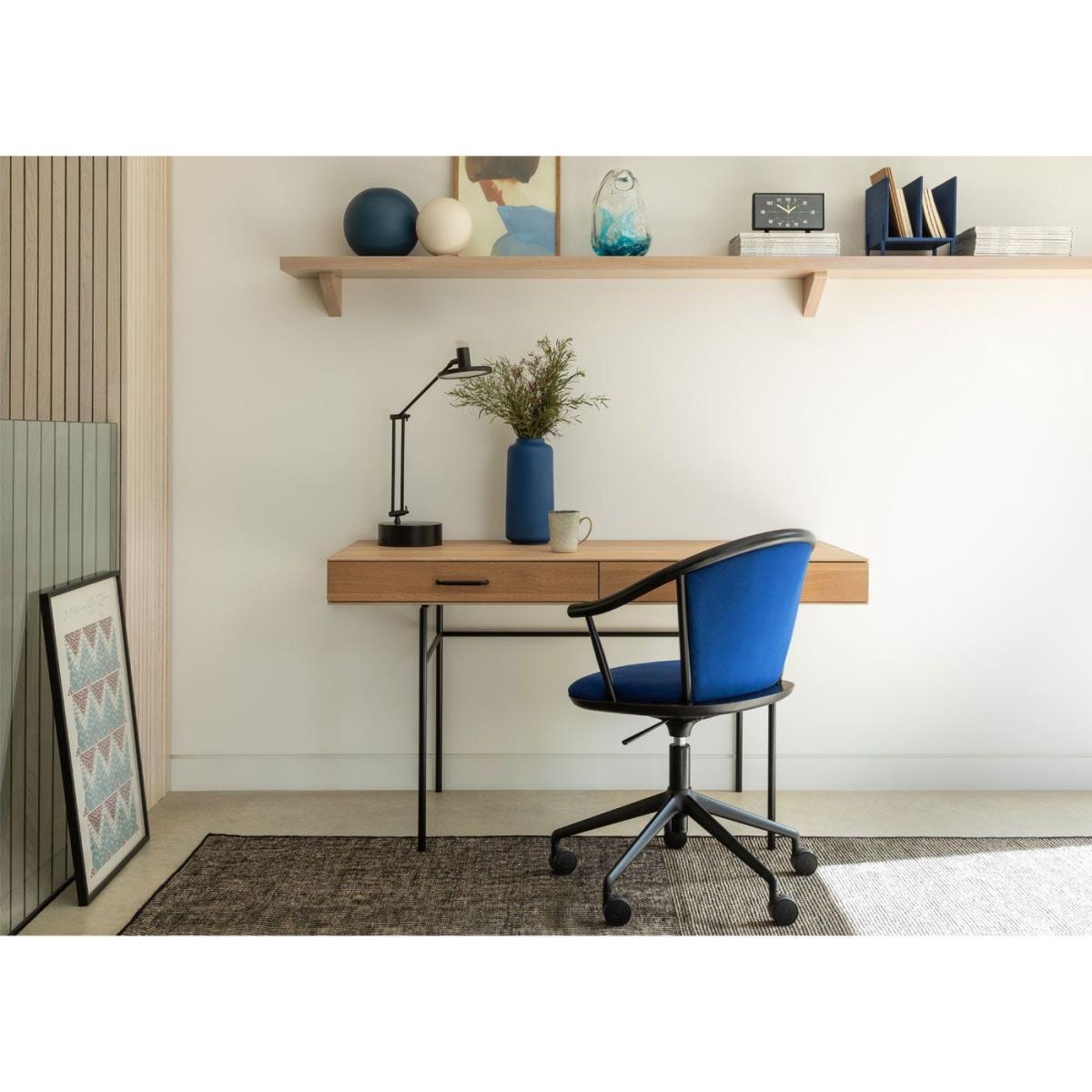 Heal's Disc LED Smart Desk Lamp Black - Heal's UK Lighting – image 2