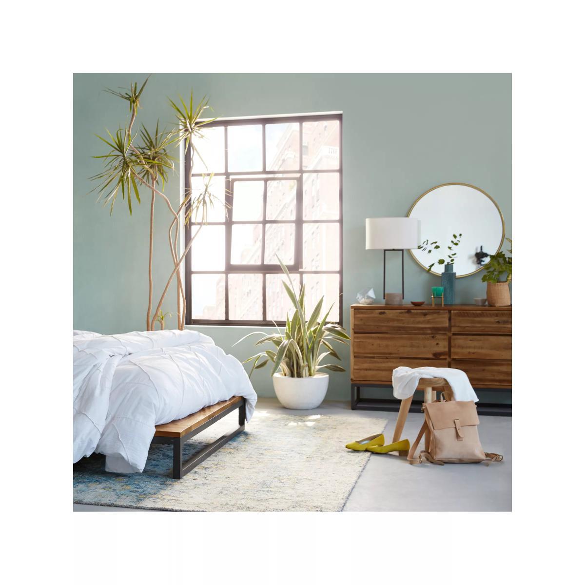 west elm Industrial Outline Table Lamp, Bronze – image 4