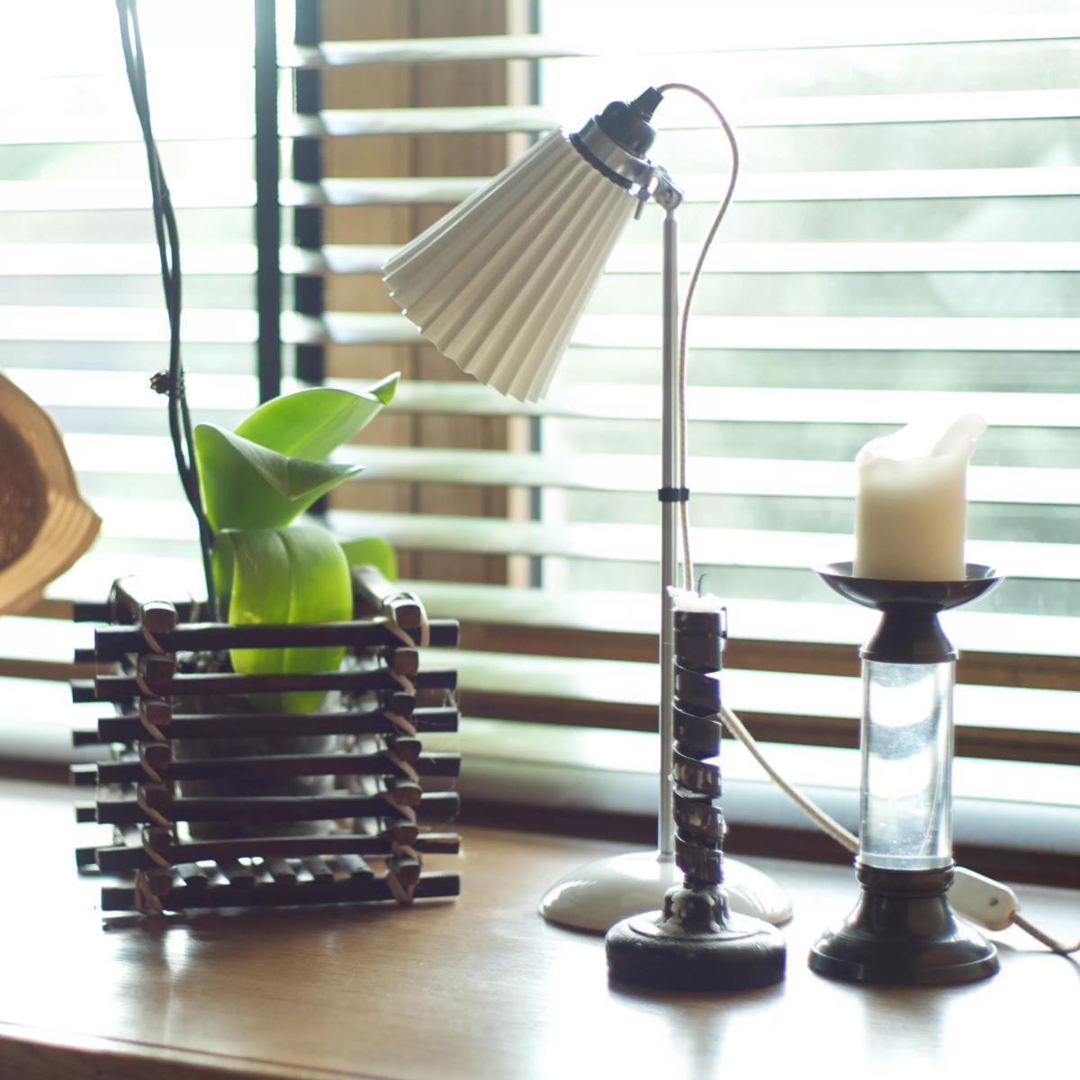 Original BTC Hector Pleated Desk Lamp, FT380 – image 9