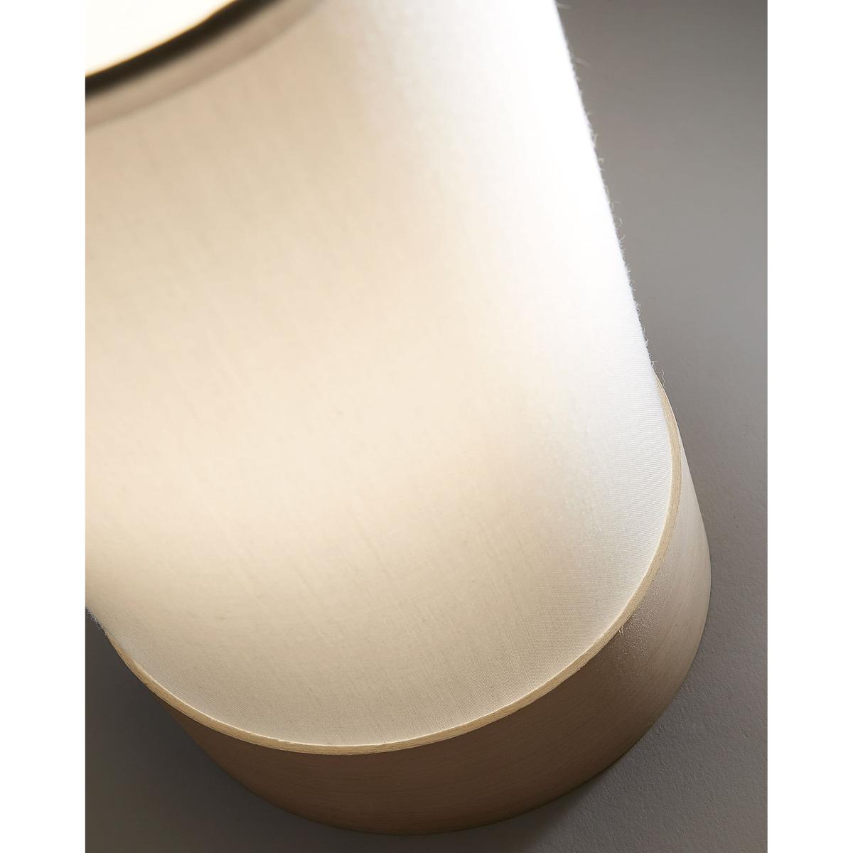 Slat table lamp in cotton and beech wood UK adapter – image 3