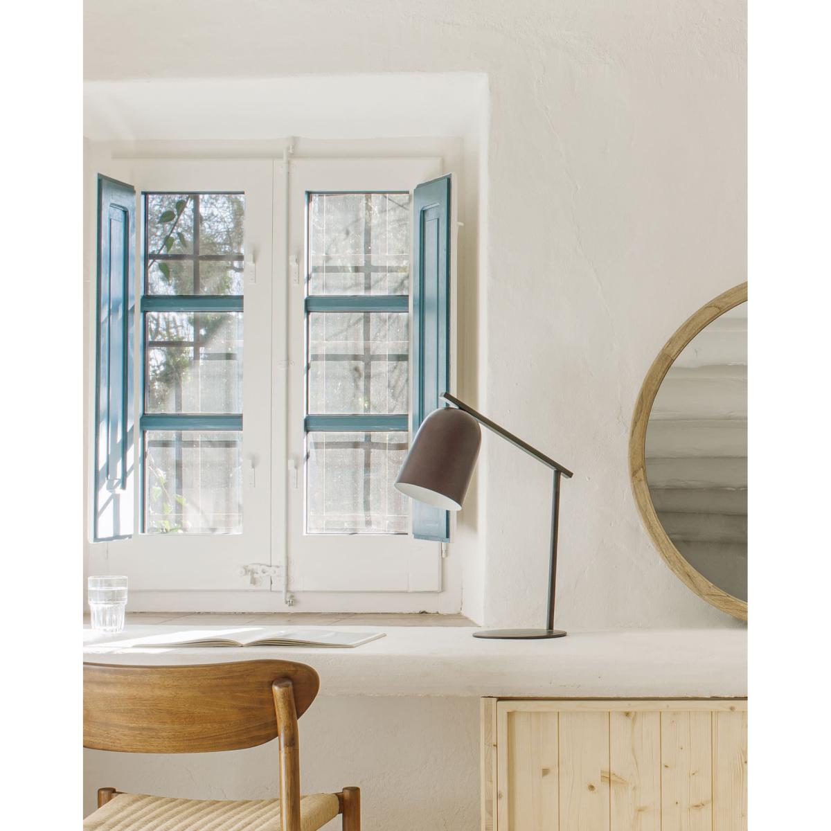Kadia table lamp UK adapter – image 2