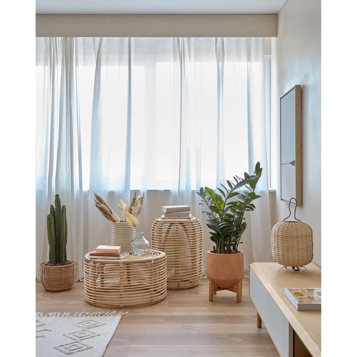 Small Lumisa table lamp in rattan with natural finish and green cord UK adapter – image 7