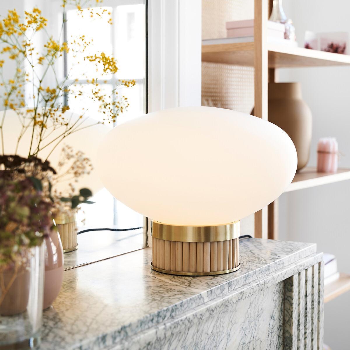 Dolce Brass, Bamboo and Opaline Table Lamp – image 5