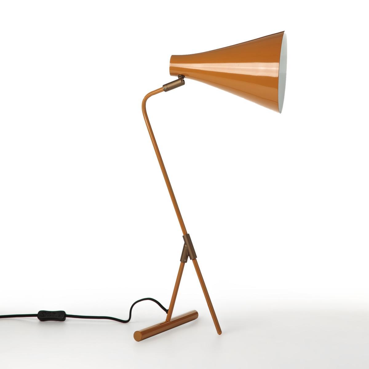 Jameson Metal Table Lamp in Caramel – image 4