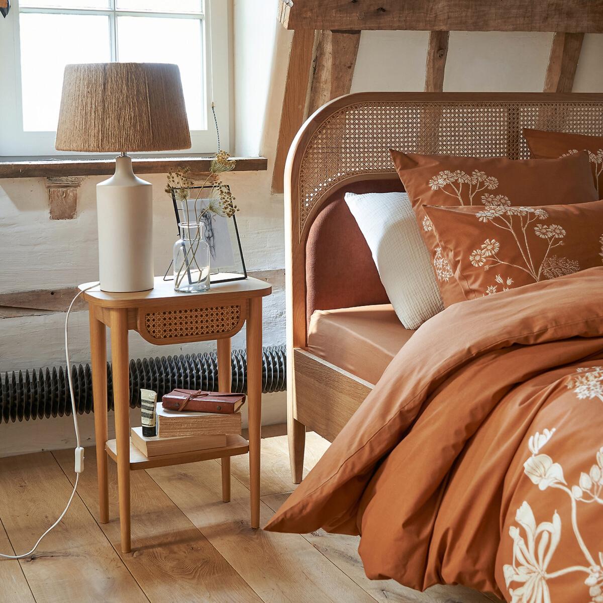 Yoru Ceramic and Hemp Table Lamp – image 10