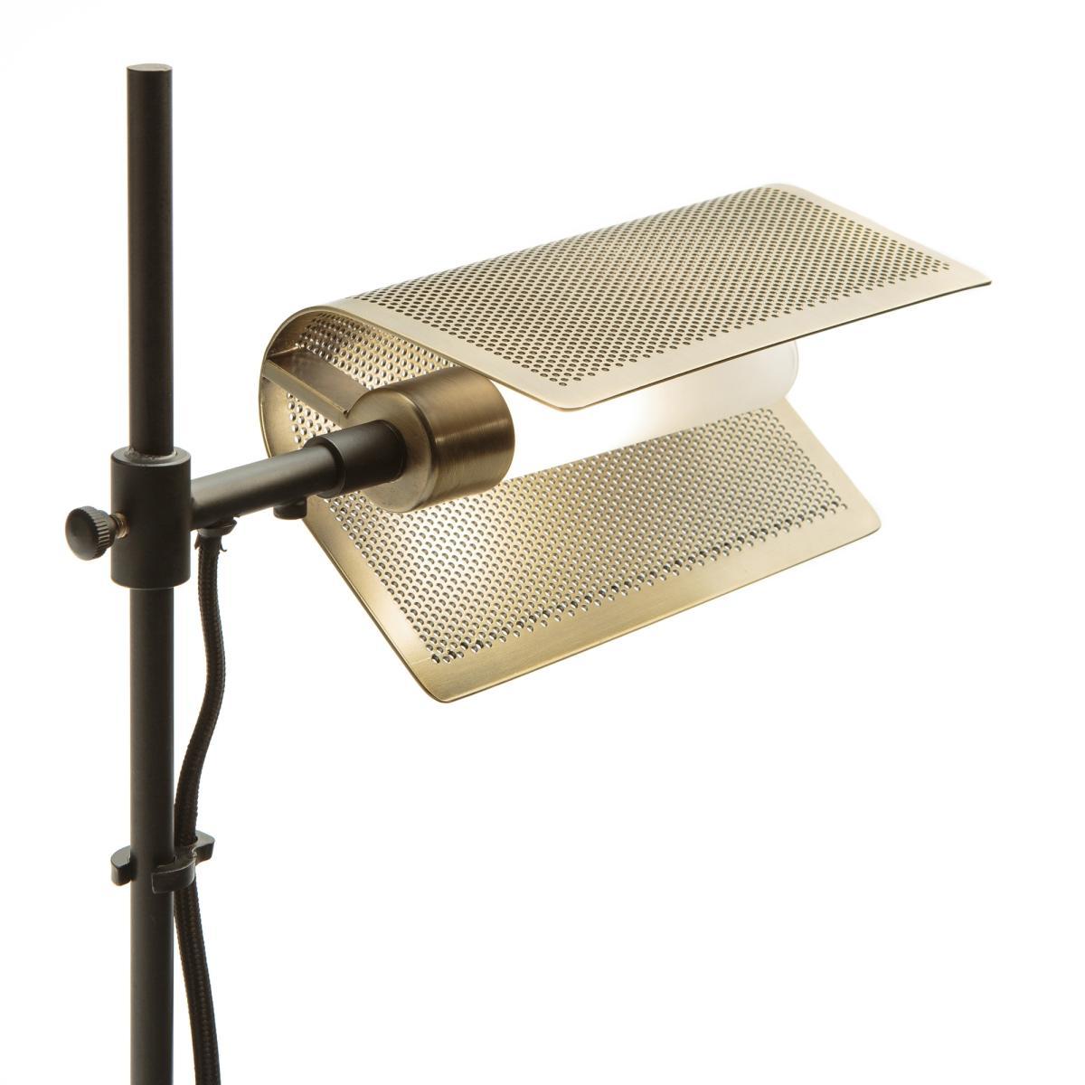 Darja Perforated Metal Desk Lamp – image 7