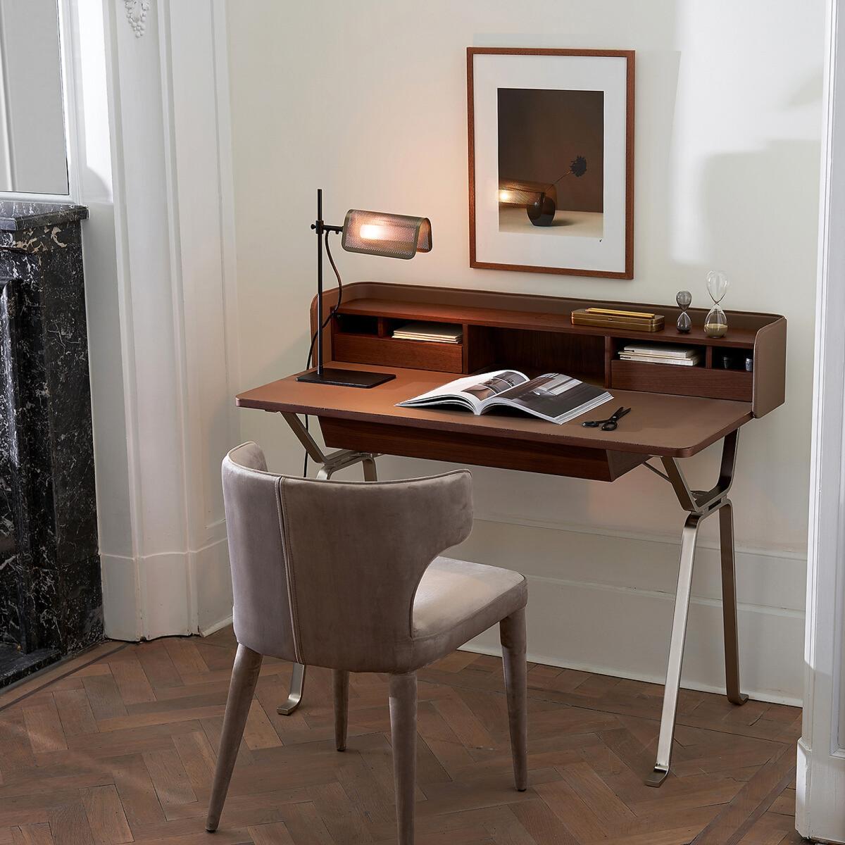 Darja Perforated Metal Desk Lamp – image 8
