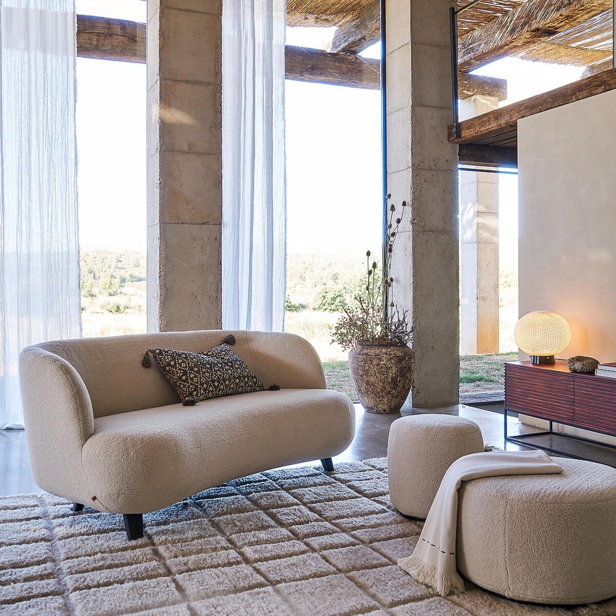Salil Table Lamp – image 5