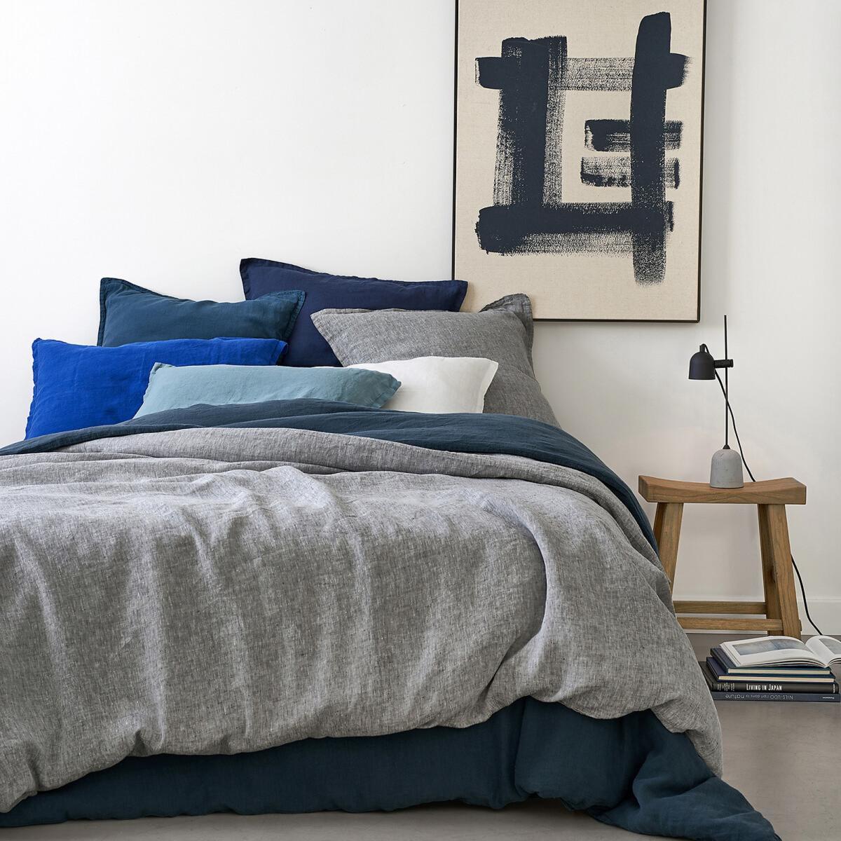 Porto Metal & Cement Table Lamp – image 5