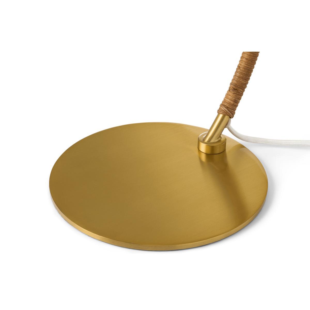 Shell Table Lamp, Antique Brass & Natural Rattan – image 7