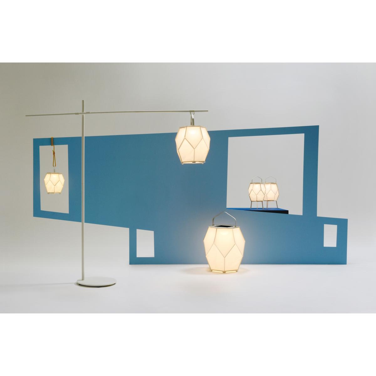 La Lampe Couture Small Solar lamp - / Ø 28 x H 48 cm by Maiori White – image 6