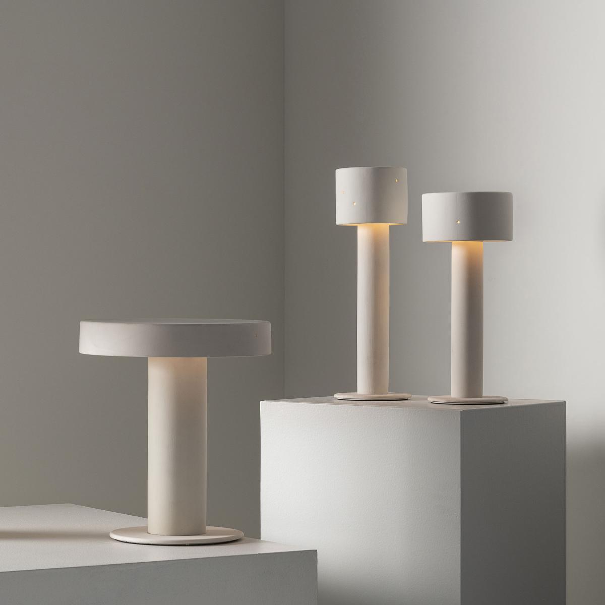 Clara 01 Table lamp ceramic white beige / Sandstone - Ø 12 x H 39 cm - Serax – image 3