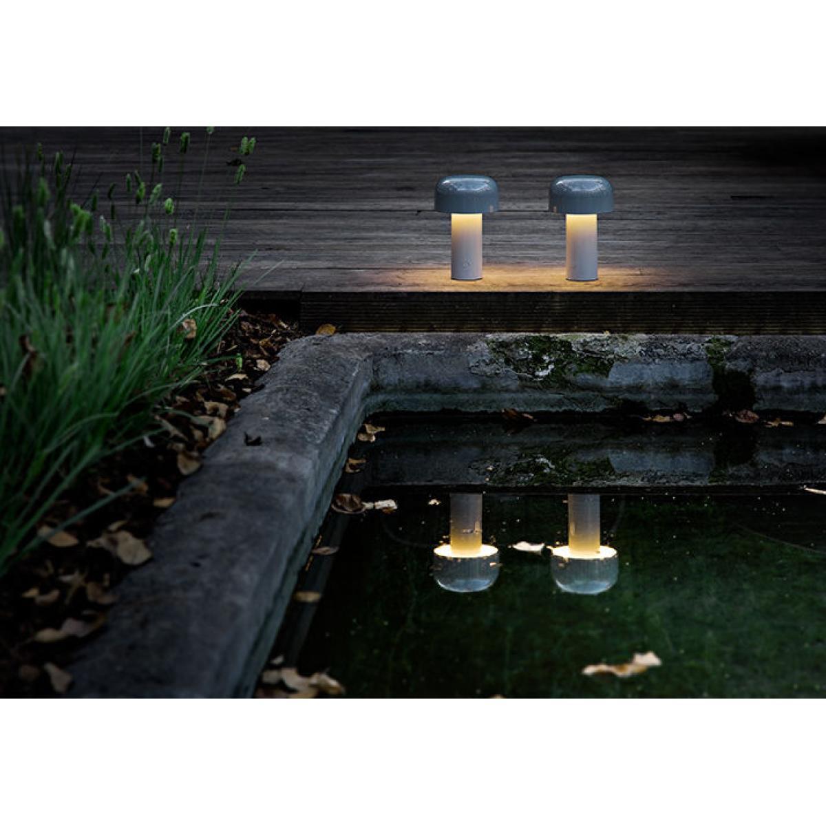 Bellhop Wireless lamp - / Wireless - Refill via USB by Flos White – image 5