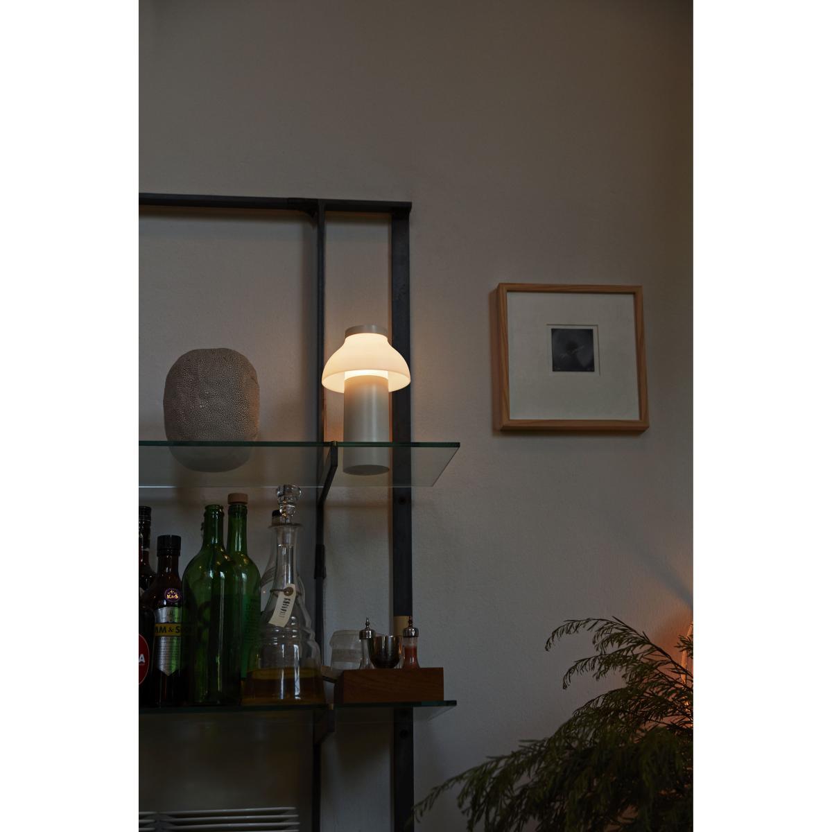 PC Portable Wireless lamp - / For outdoor use - USB charging by Hay White/Beige – image 11