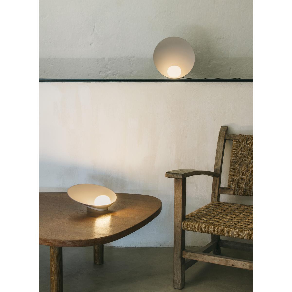 Musa Table lamp - / Version droite - Ø 26 cm by Vibia Pink – image 4