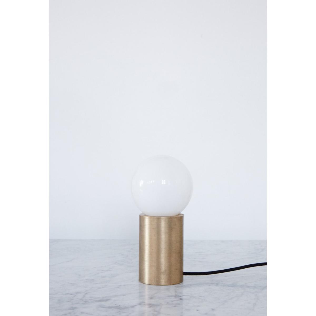 Socket Table lamp - H 18 cm - Laiton by Menu Gold/Metal – image 4