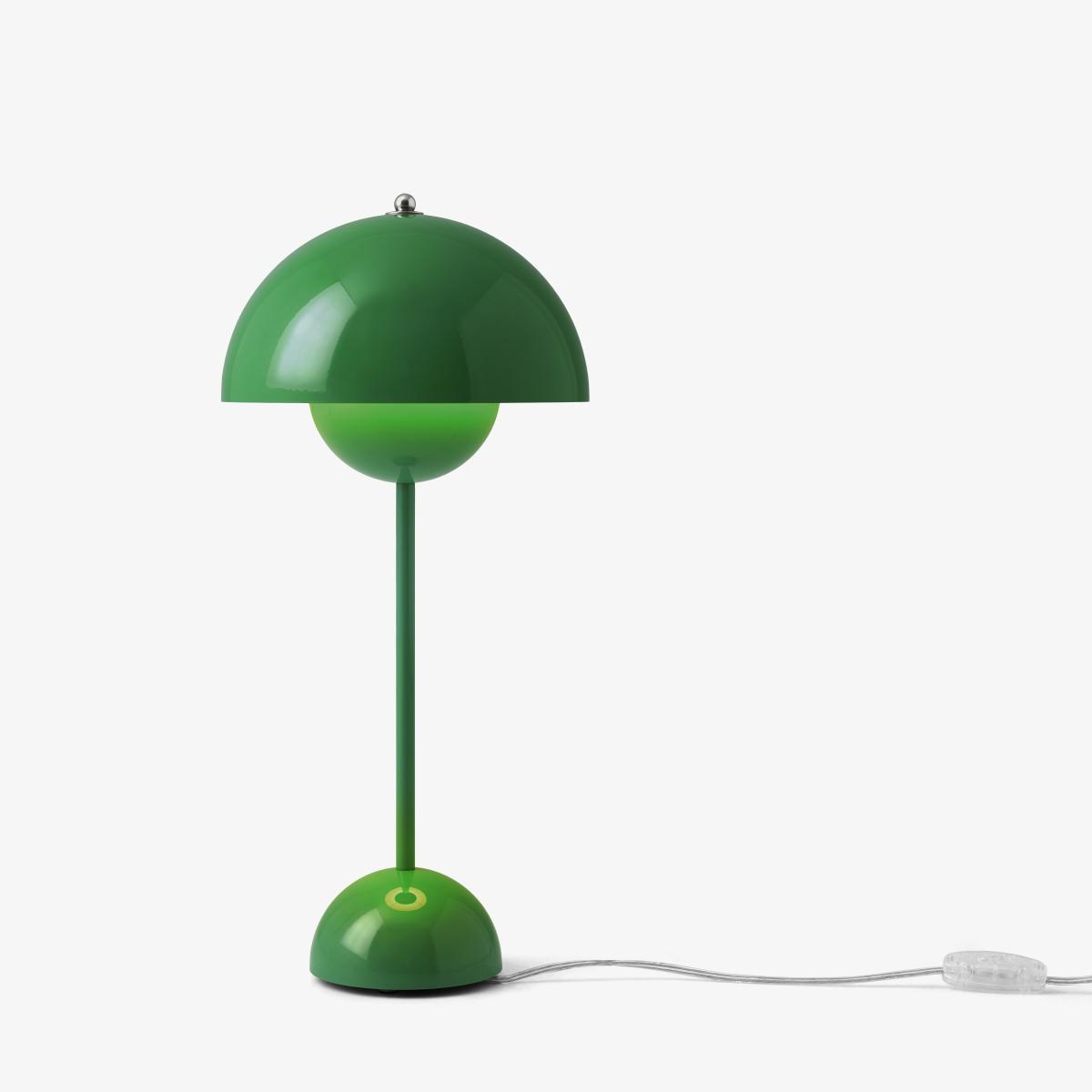 FlowerPot VP3 Table lamp - / H 50 cm - By Verner Panton, 1969 by &tradition Green – image 2